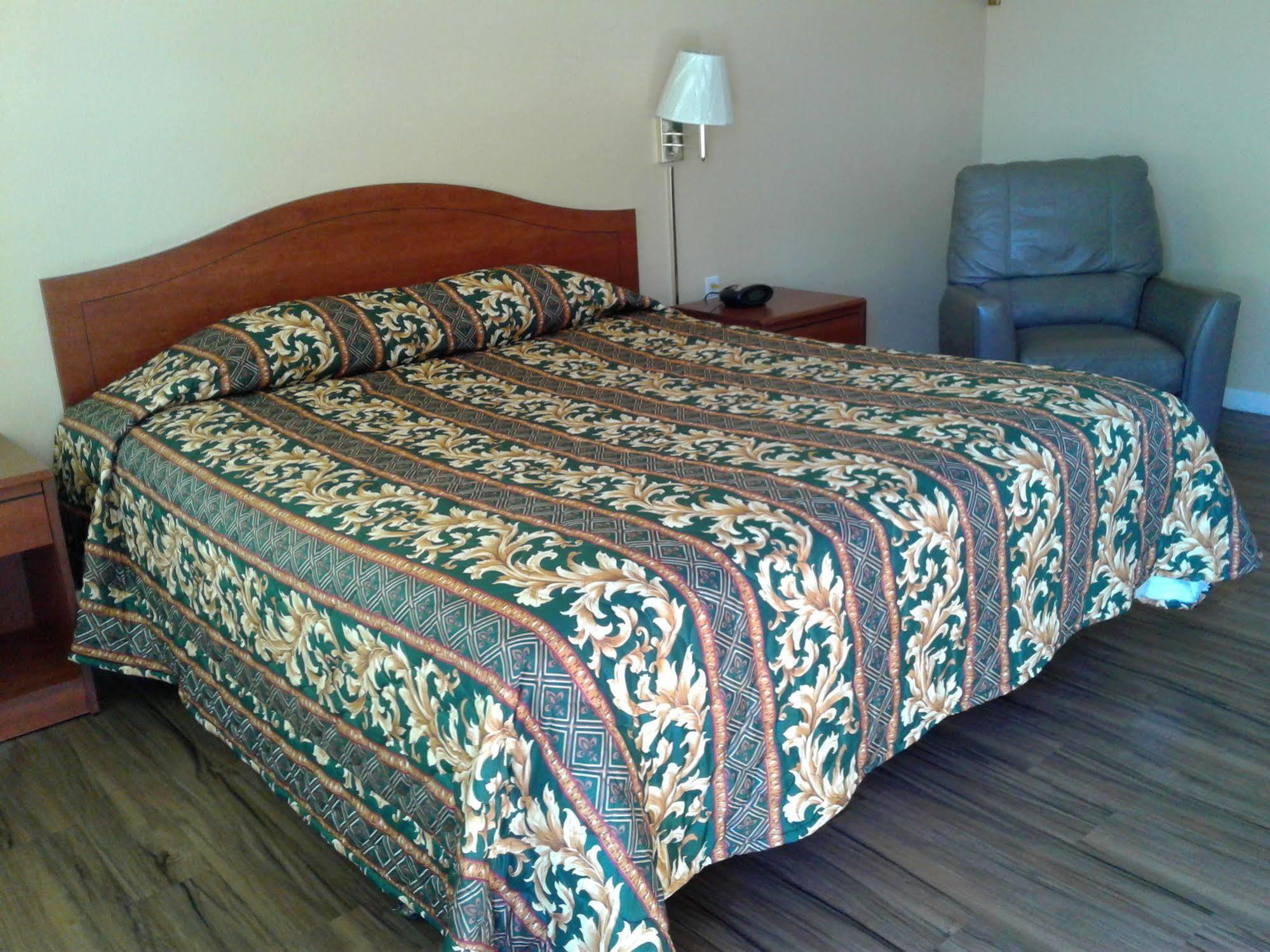 Desert Inn Motel Корона Екстер'єр фото