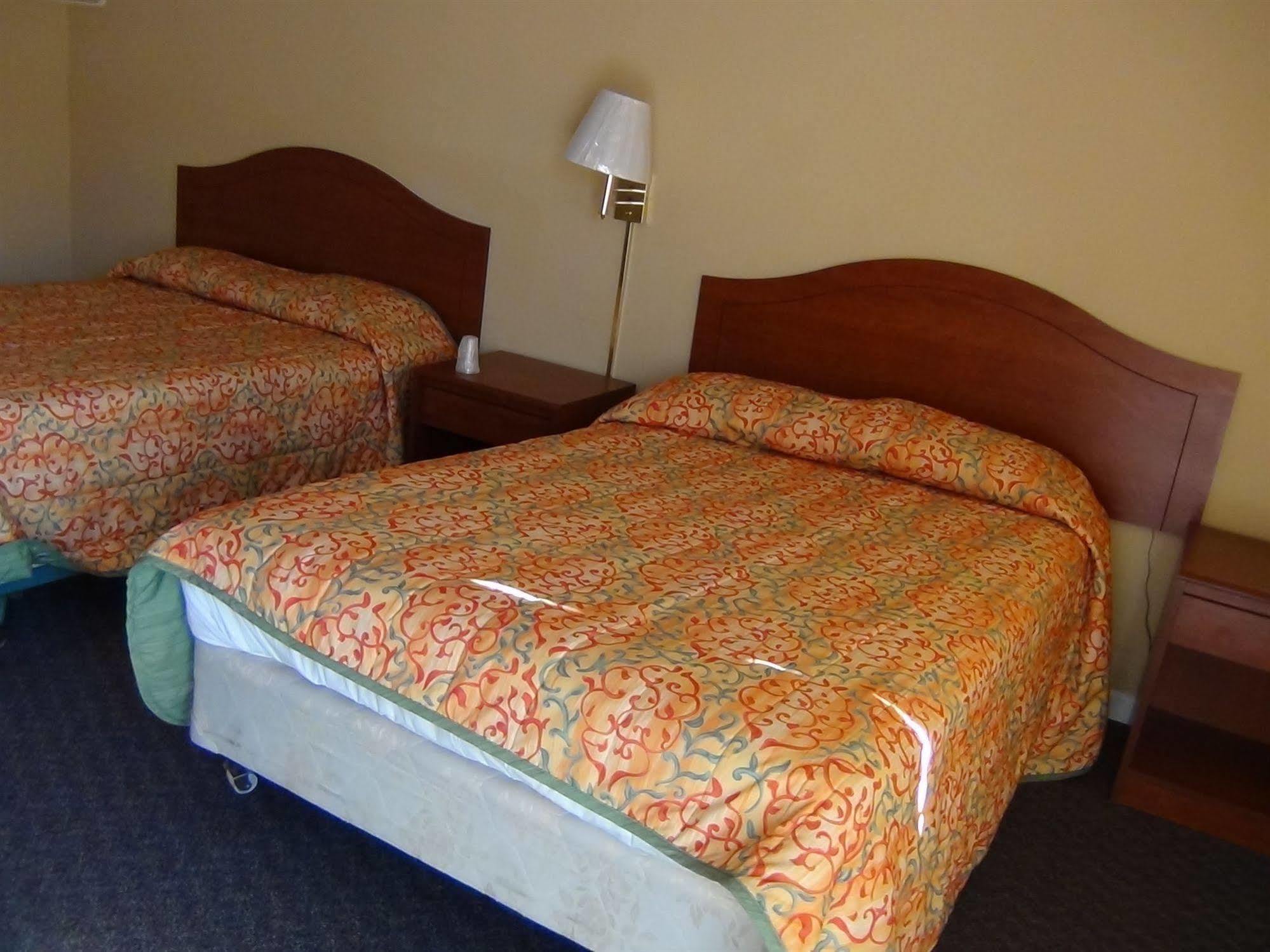 Desert Inn Motel Корона Екстер'єр фото